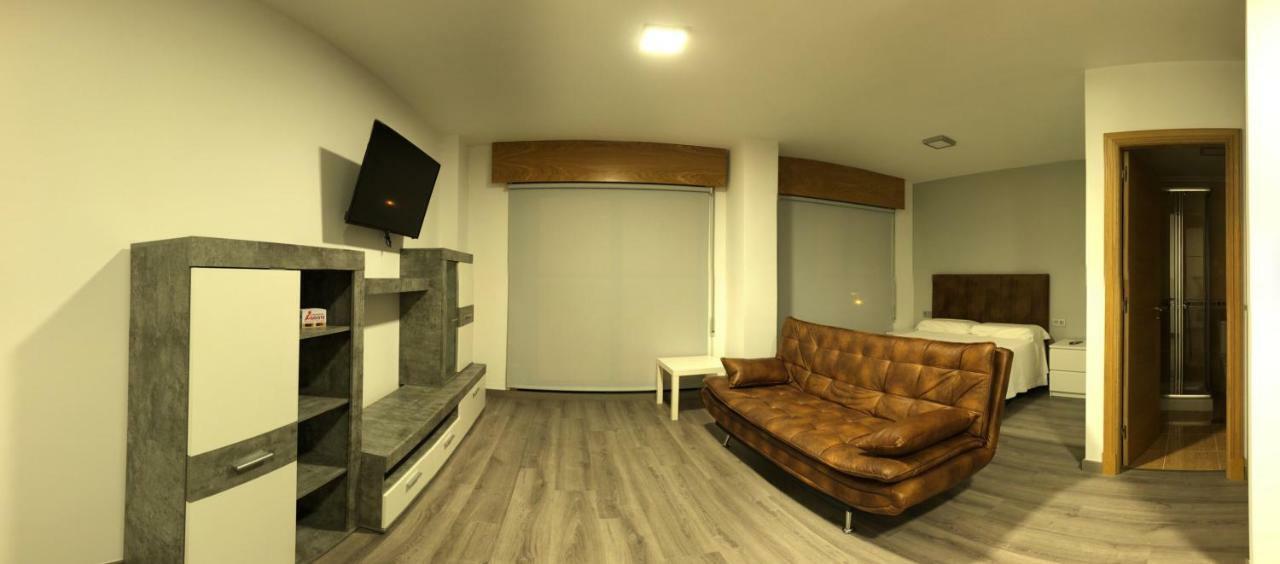 La Caniza Apartamentos Augusto מראה חיצוני תמונה